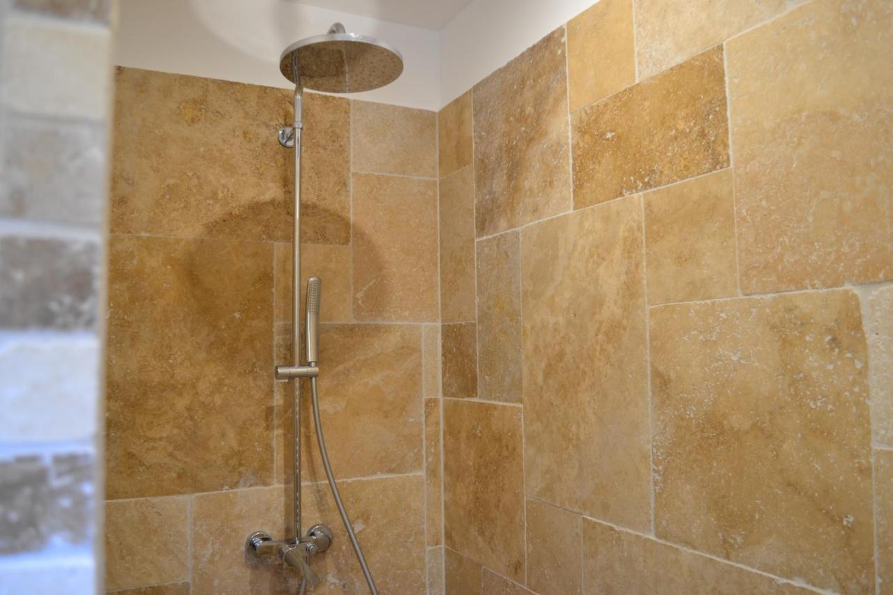 Bed and Breakfast La Romagnolette Saint-Restitut Екстер'єр фото