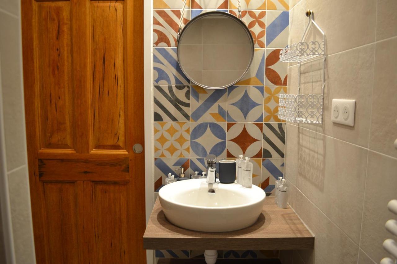 Bed and Breakfast La Romagnolette Saint-Restitut Екстер'єр фото